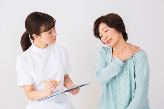 豊富なスタッフが施術を担当